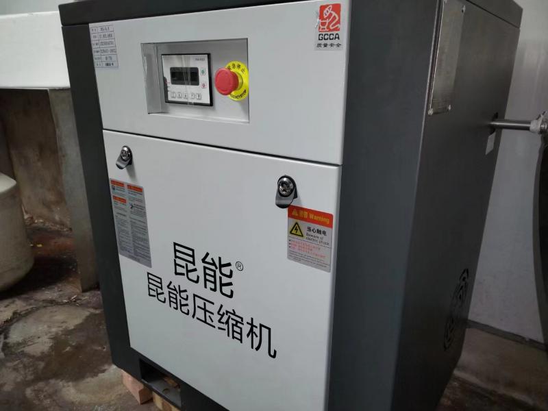 怎么快速鑒別成都空壓機潤滑油是否需要更換？ 